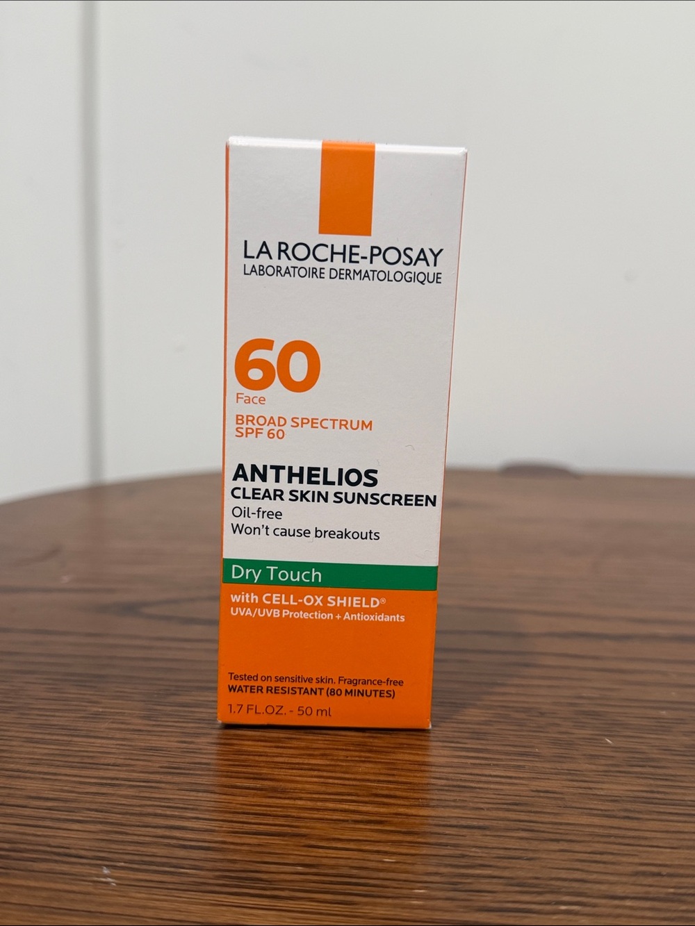 La Roche Posay Anthelios Clear Skin Dry Touch Face Sunscreen for Acne Prone Skin